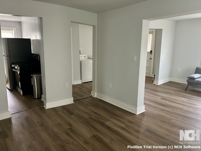 Building Photo - 79 St Charles St