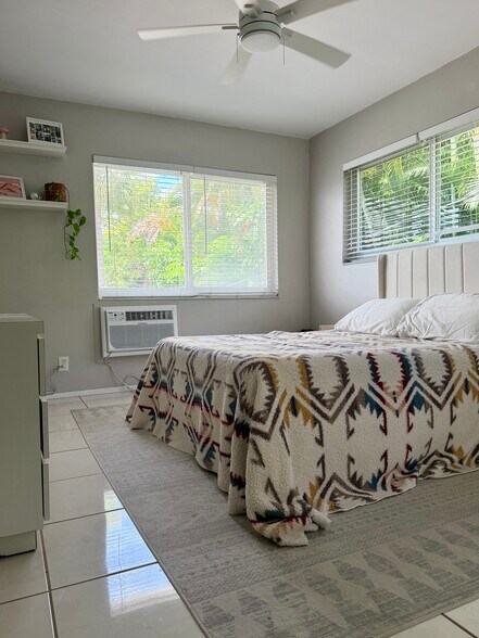 Building Photo - 624 Antioch Ave