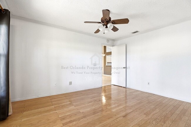 Building Photo - 917 Pebble Creek Cir