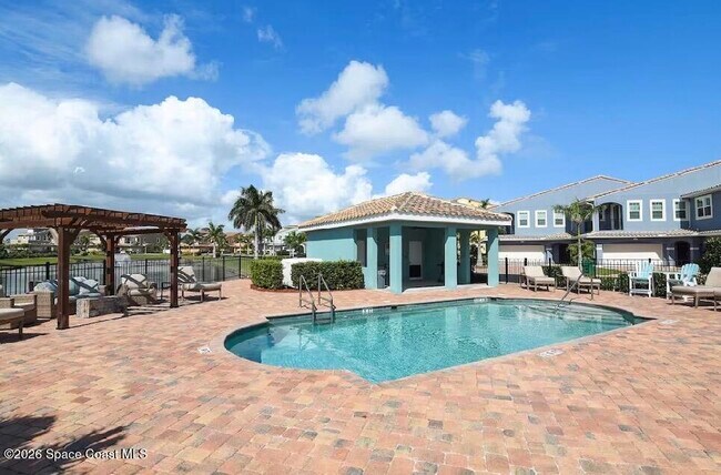 Building Photo - 168 Mediterranean Way