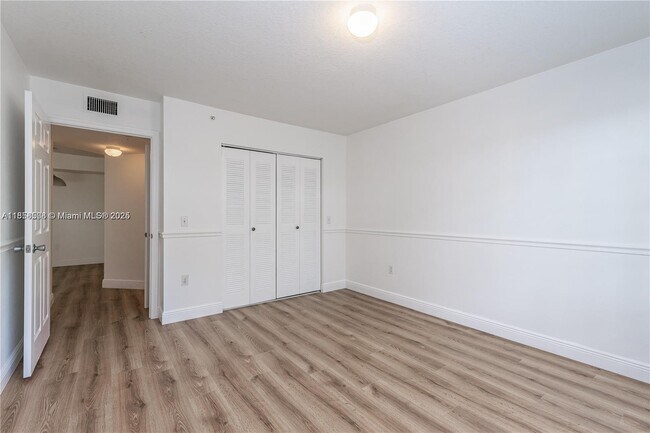 Building Photo - 4280 San Marino Blvd