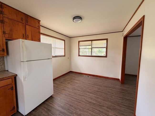 Building Photo - Charming 2-bedroom, 1-bath home in Russellville, AR