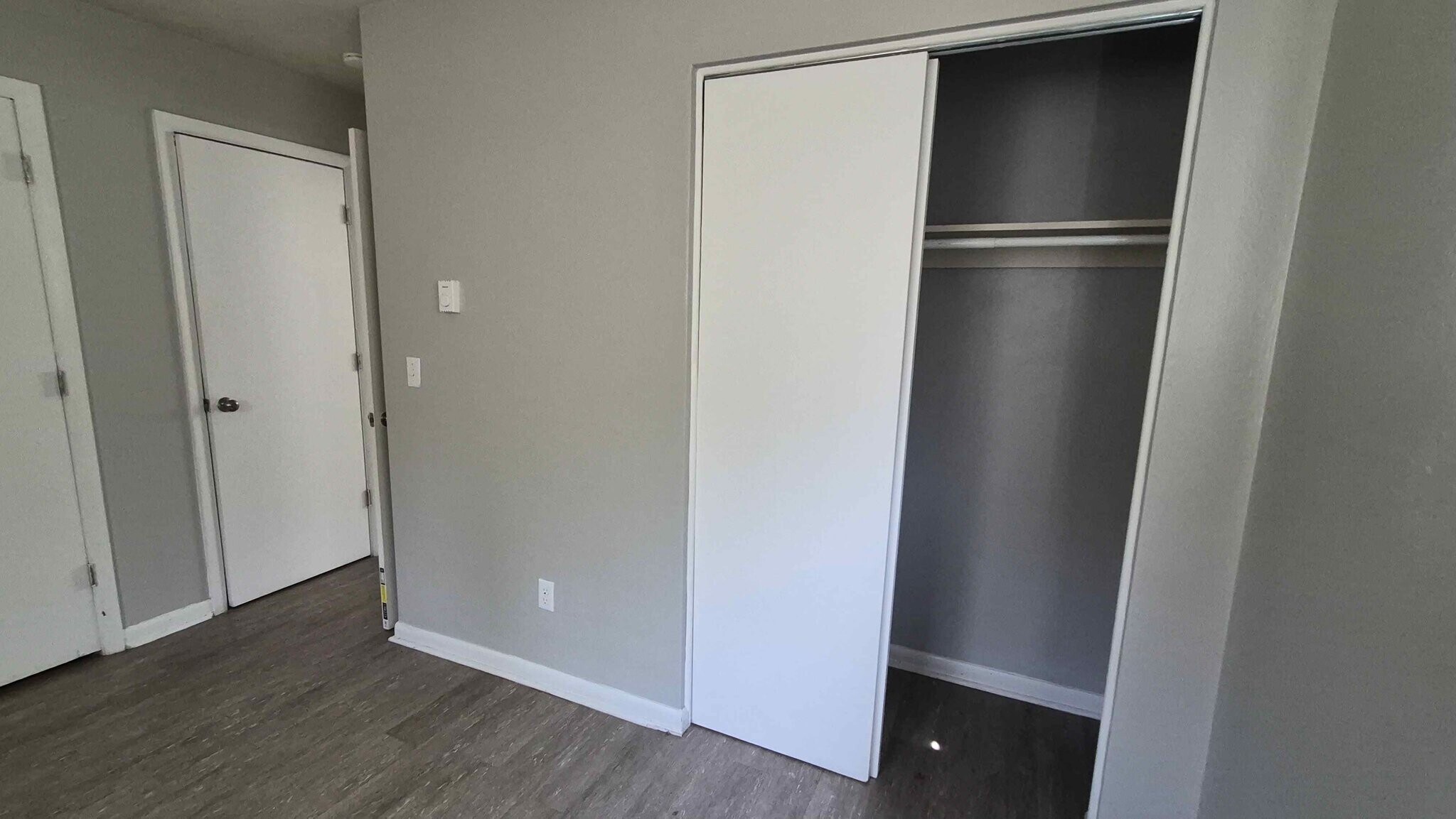 Building Photo - 262 E Nottingham Rd