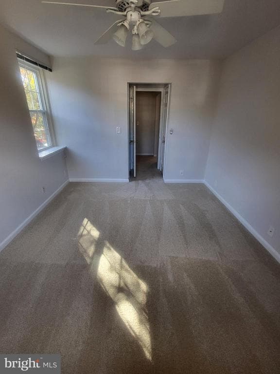 Building Photo - 3279 S Stafford St