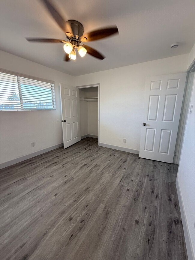 Building Photo - Beautifully Upgraded 4 Bedroom, 2 Bath! Do...