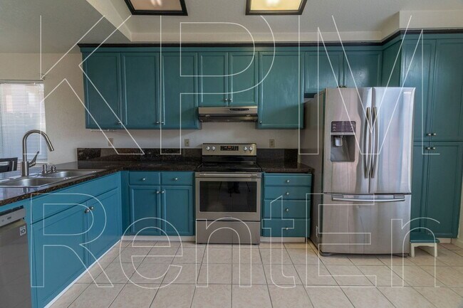 Building Photo - 6529 El Capitan Cir