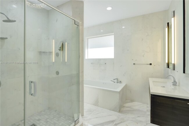 Building Photo - 3191 SW 133rd Ct