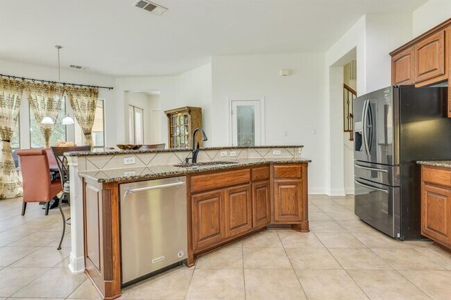 Building Photo - 13229 Country Trails Ln
