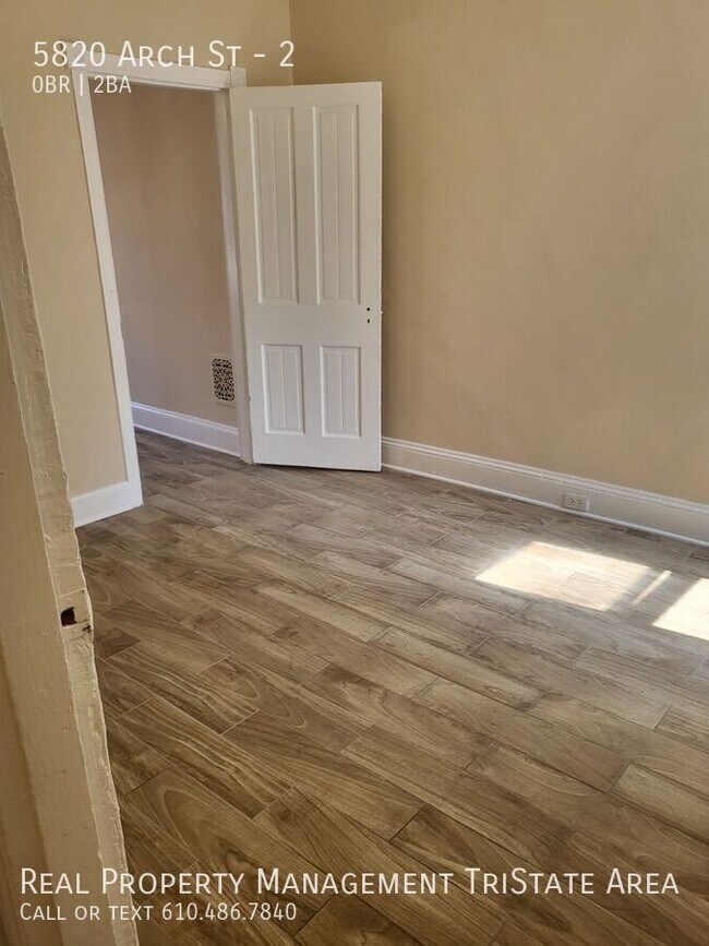 Building Photo - 5820 Arch St