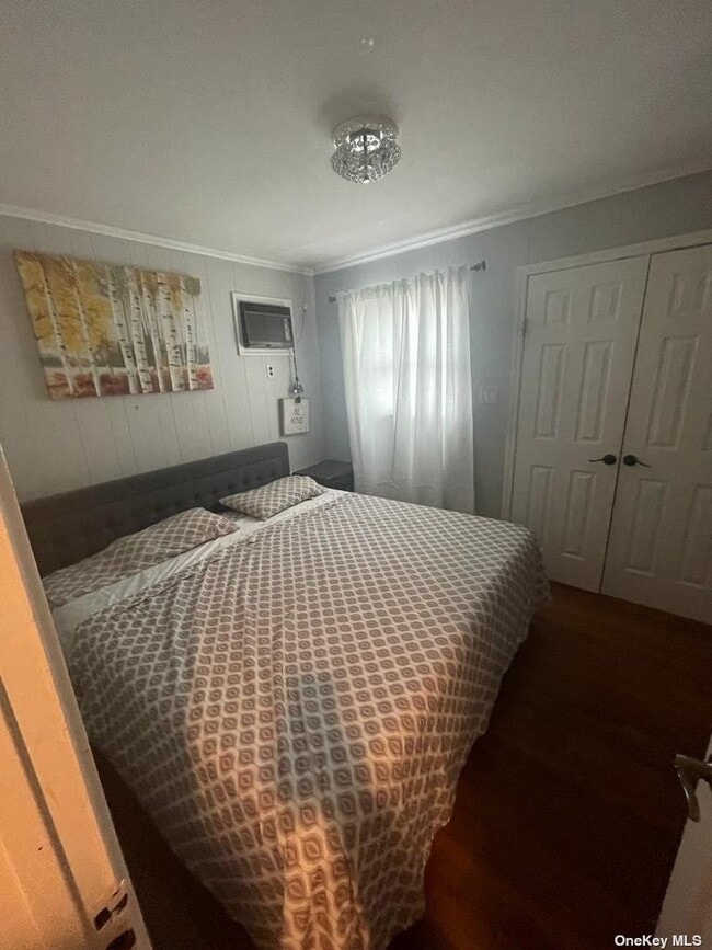 Building Photo - 2679 Lexington Ave