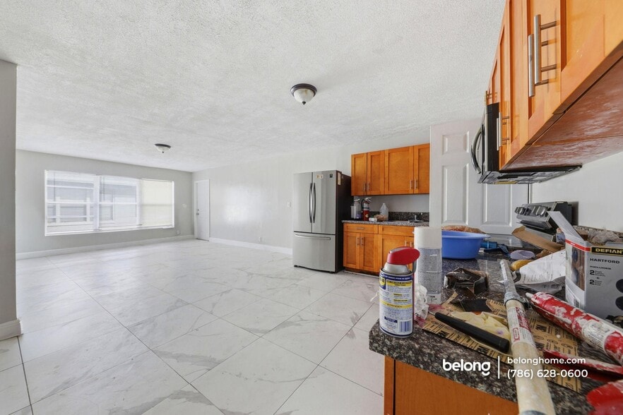 Building Photo - 5700 NW 28th St