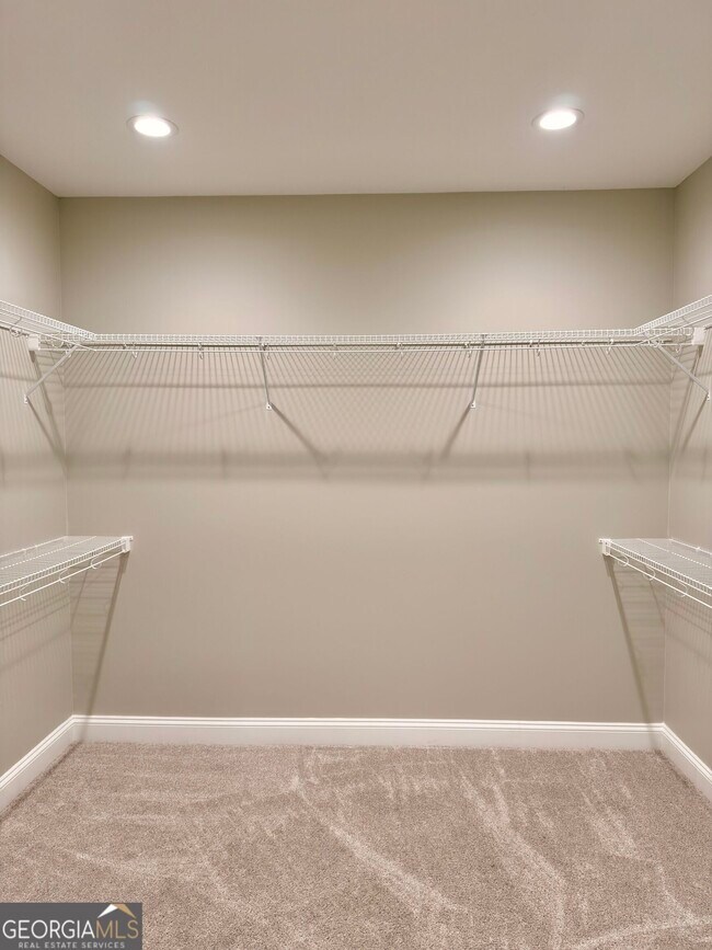 Building Photo - 142 The Villas Wy