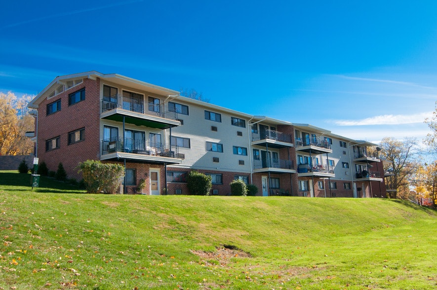 Waterview on the Hudson Ossining, NY Apartment Finder