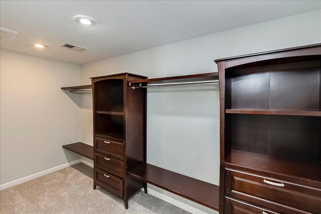 Building Photo - 1120 Liberty Rd