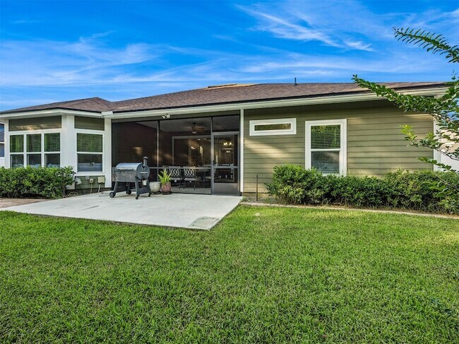 Building Photo - 79425 Plummer's Creek Dr