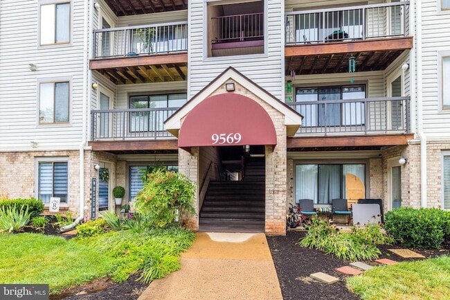 Building Photo - 9569 Coggs Bill Dr