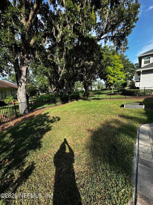 Building Photo - 8613 Homeplace Dr
