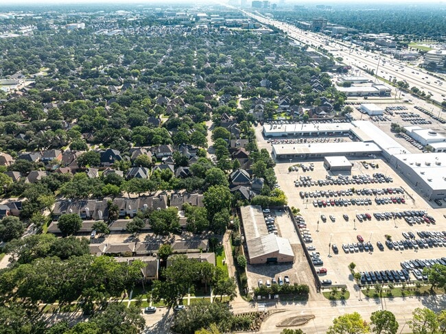 Building Photo - 1144 N Kirkwood Rd