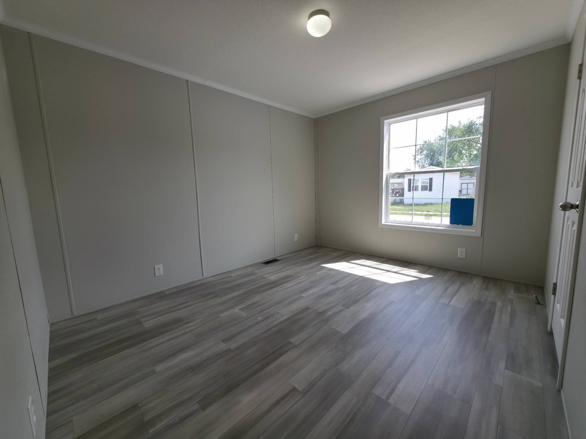 Building Photo - 1324 W Harbour Unit 157