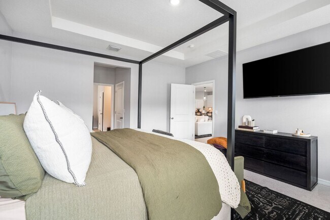 Building Photo - Immaculate 4-Bedroom, 2.5-Bath Home