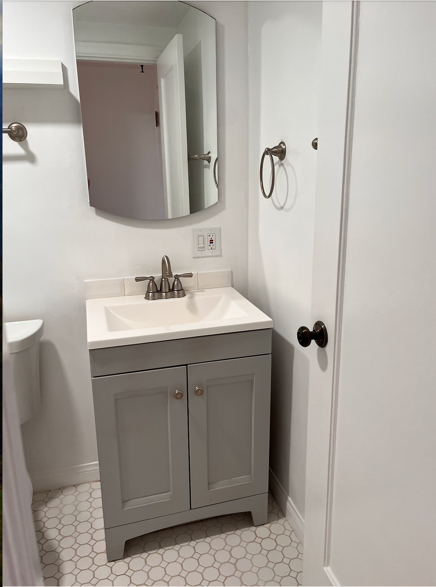 Building Photo - 3005 Main St