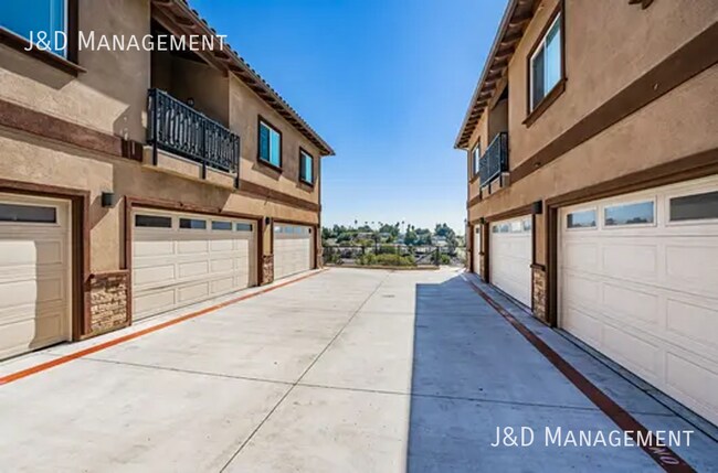Building Photo - 8123 Cascio Ct