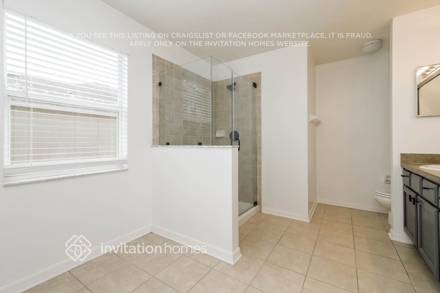 Building Photo - 2935 Girvan Dr