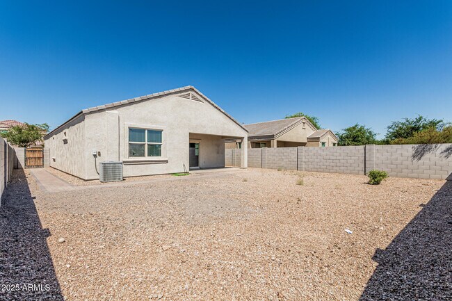 Building Photo - 3112 N 303rd Dr
