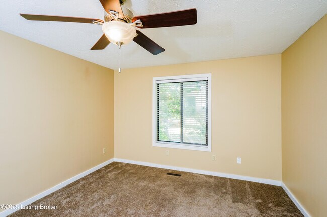 Building Photo - 2808 Six Mile Ln