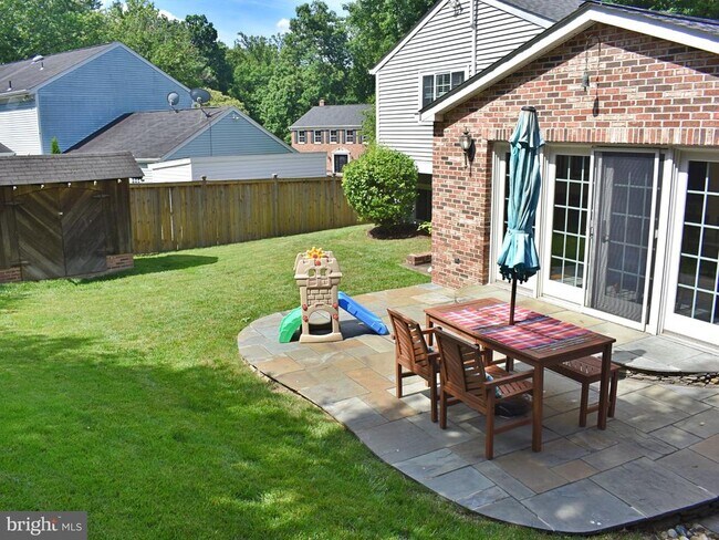 Building Photo - 8097 Winding Way Ct