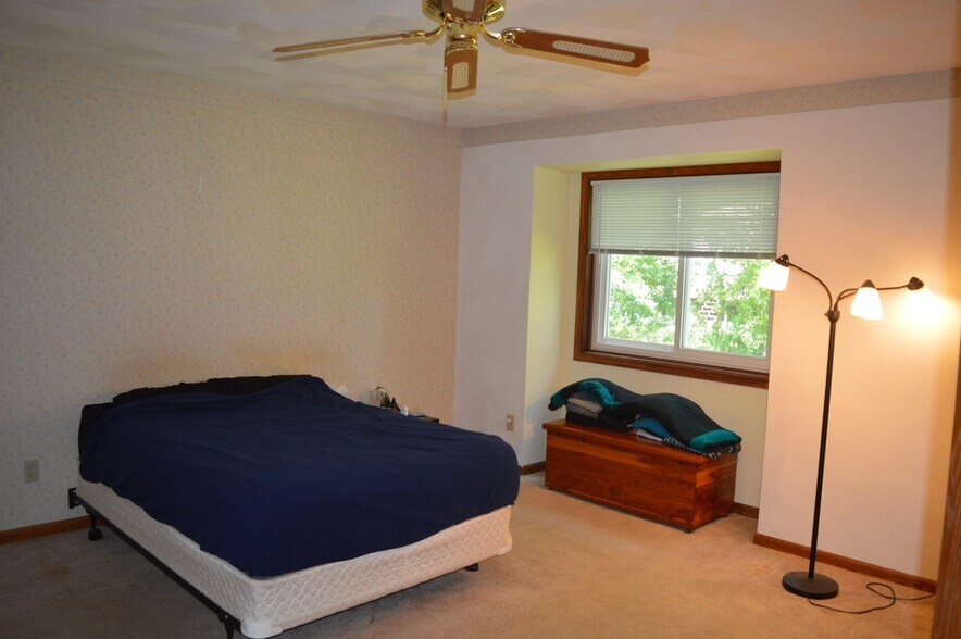 Building Photo - 7917 W Oakbrook Cir