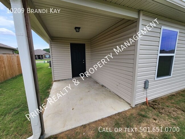 Building Photo - 10209 Brandi Kay Dr