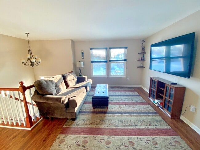 Building Photo - 23545 Valley Starr Dr