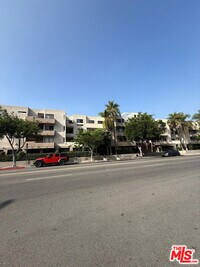 Building Photo - 435 S Virgil Ave