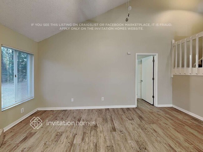 Building Photo - 1904 Paddock Dr