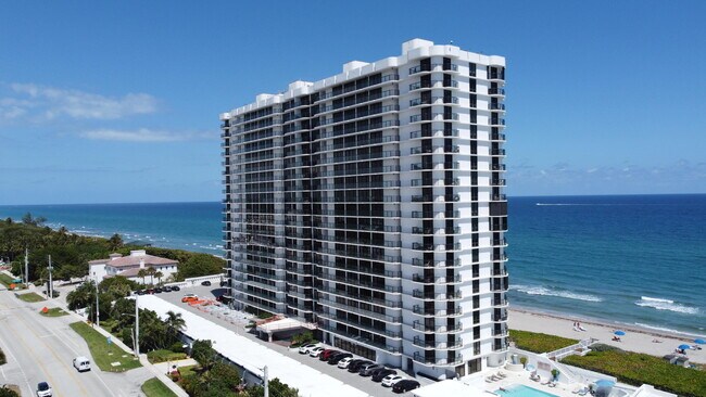 Building Photo - 250 S Ocean Blvd