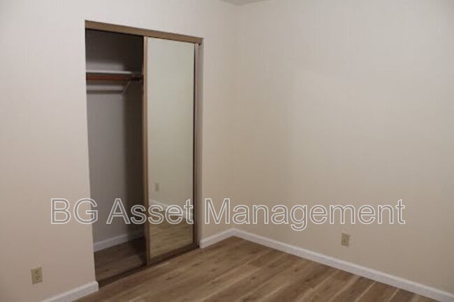 Building Photo - 3112 Groom Dr