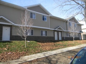 Building Photo - 2615 Walnut St