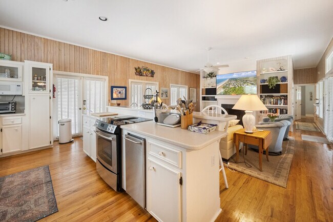 Building Photo - 96 Ocean Park Loop