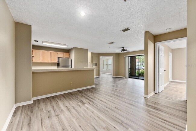 Building Photo - 4057 Crockers Lake Blvd