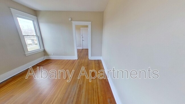 Building Photo - 469 Delaware Ave