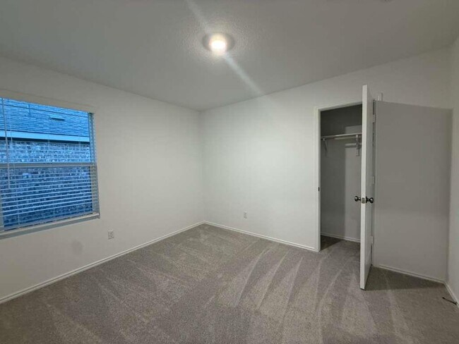 Building Photo - 17704 Sage Thrasher Dr