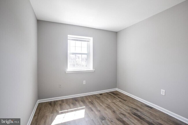 Building Photo - 14630 Tynewick Terrace
