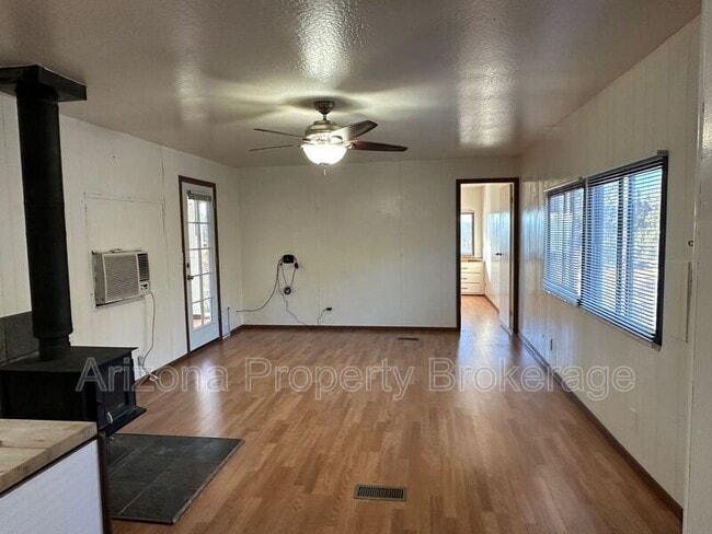 Building Photo - 7786 Toya Vista Rd