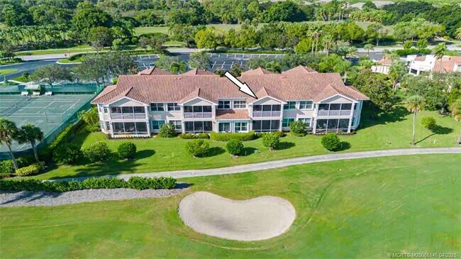 Building Photo - 2371 SW Carriage Hill Terrace