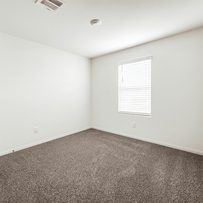 Building Photo - 11950 Midas Ln