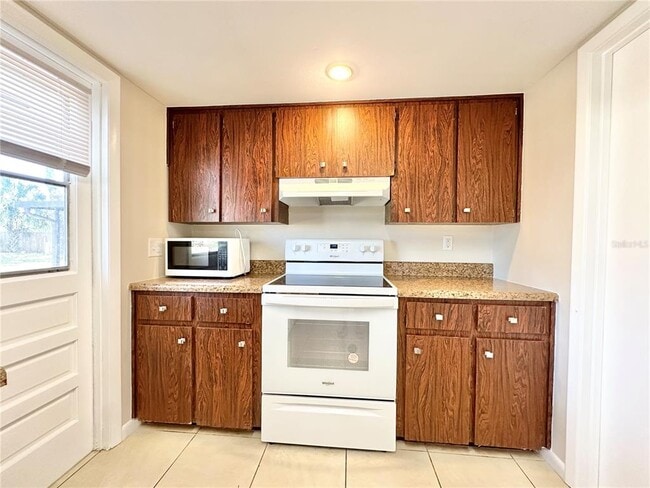 Building Photo - 132 S Bulova Dr