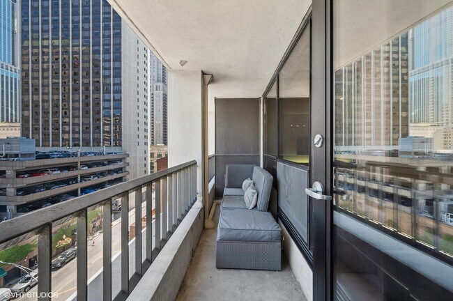 Building Photo - 1030 N State St