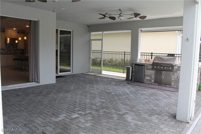 Building Photo - 2736 Lambay Ct
