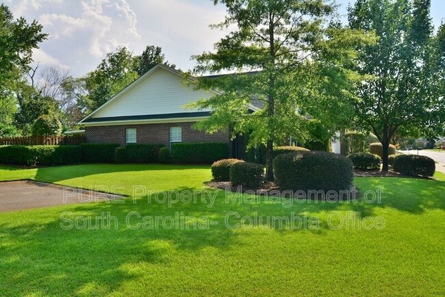 Building Photo - 228 Buffwood Dr